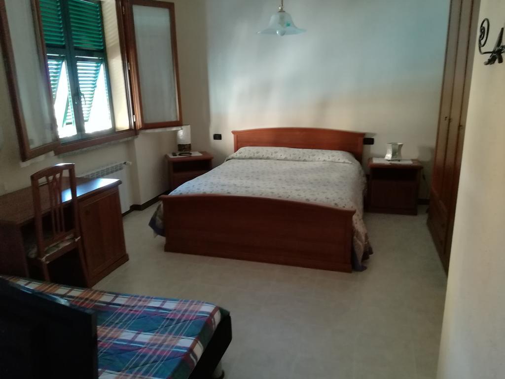 Locanda Primo Sole Leivi Ruang foto